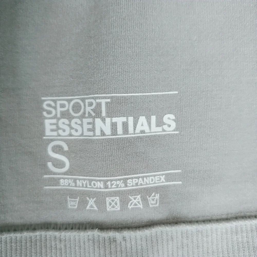 Cordaw‎ Racerback Seamless Sports Bra NWT